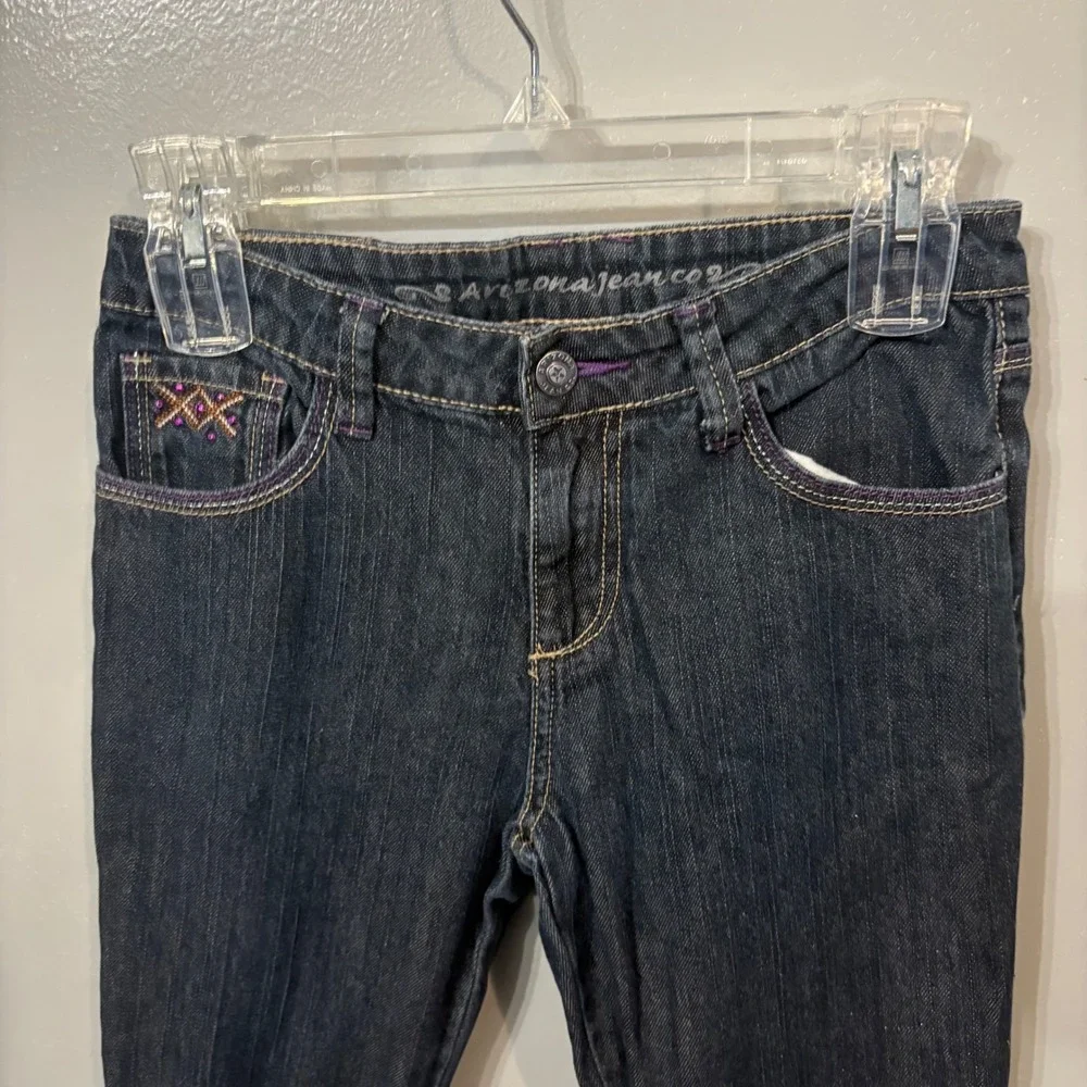 Arizona Embroidered Jeans‎ Dark Wash Purple Pink Rhinestone Design (Girls 14)